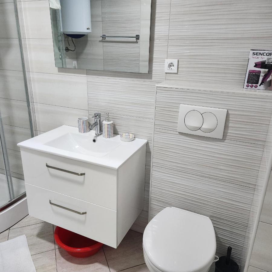 Marija Apartmani บาร์ ภายนอก รูปภาพ