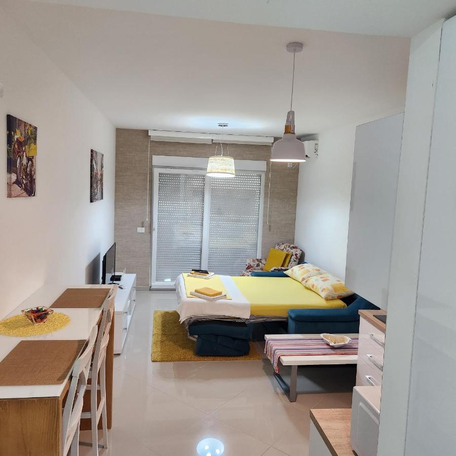 Marija Apartmani บาร์ ภายนอก รูปภาพ